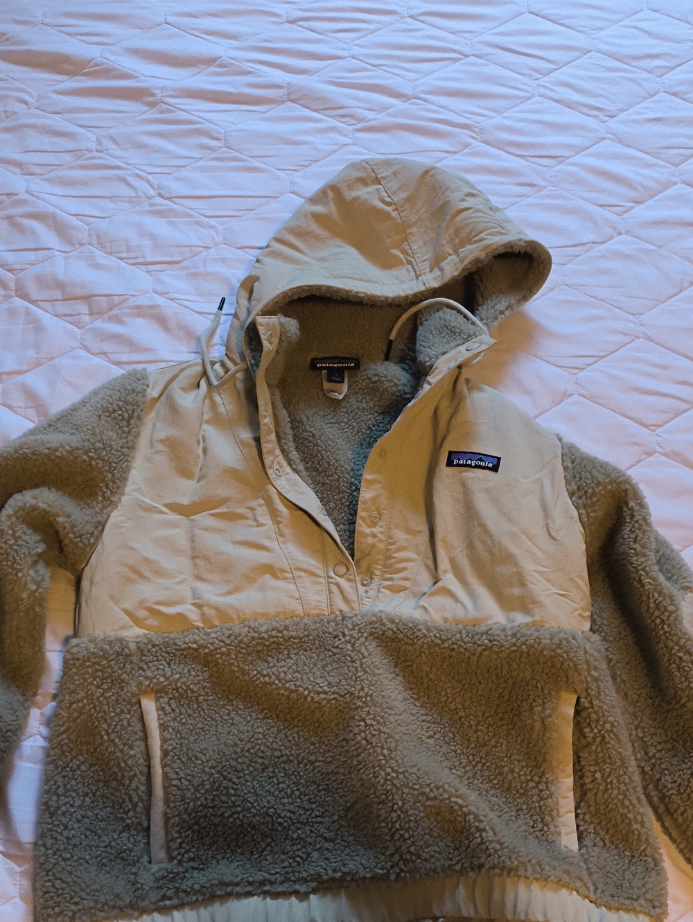 Patagonia Tan and Olive Hooded Sherpa Puffer Pullover